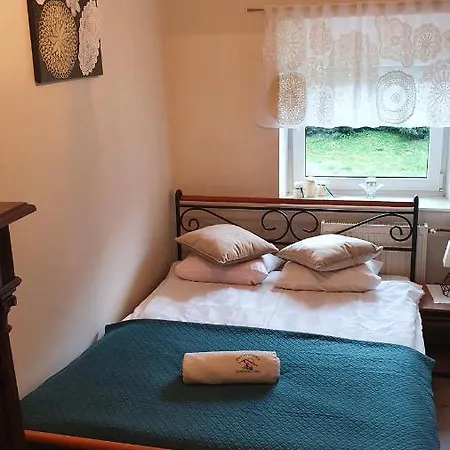 Lantgård Burylowka Osiecznica (Boleslawiec)